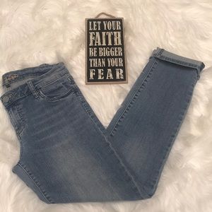Jeans Kut from the Kloth 98% Cotton Size 6